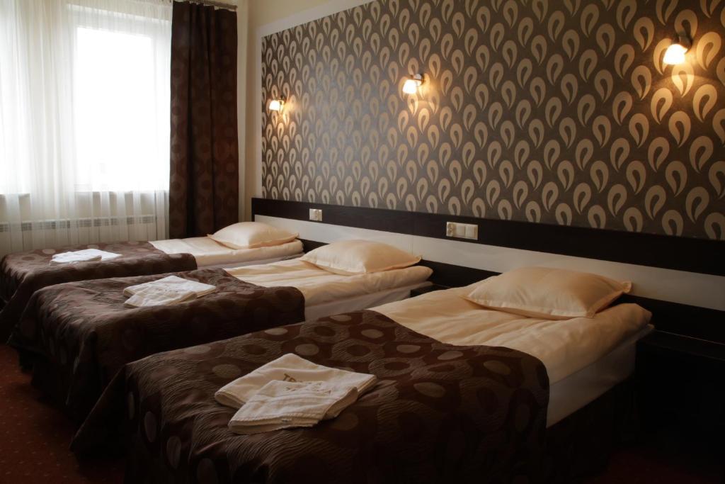 Hotel Trojka Przemyśl Rom bilde